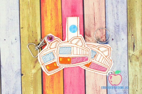 A Designer’s Review of the Retro Tram Style Keyfob Keychain ITH