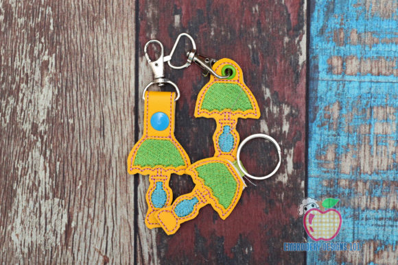 An Embroidery Seller's Review of the Table Lamp ITH KeyFob
